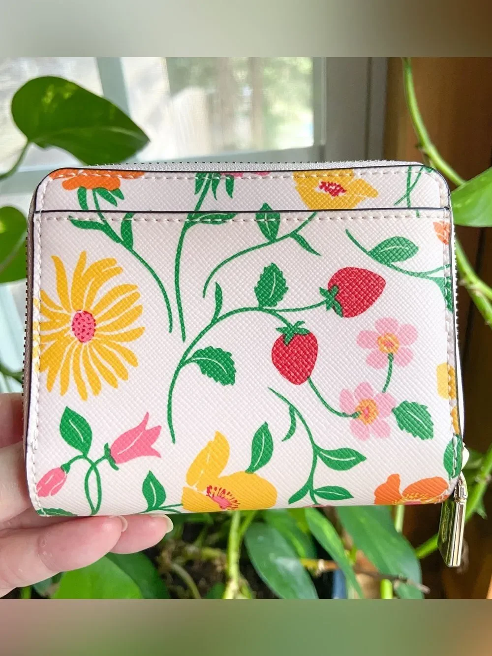 Kate Spade Madison Strawberry Garden Compact Bifold Wallet Whimsical Floral NWOT